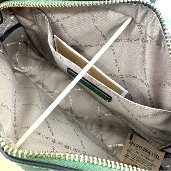 Michael Kors Large EW Crossbody Bag Fern Green Multi - Picture 7 of 8